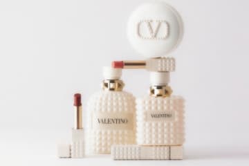 「寒さが似合う可愛いコスメ」メイクや香りから始める「服以外の冬支度」