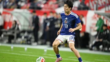 “まるで背後に目が”中村敬斗のテクニックが炸裂　華麗なV字ターンからの右足一閃　日本代表が3点目