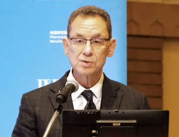 「日米の薬価平等目指す」　米製薬協会長が言及