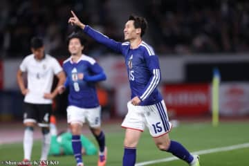 電光石火の先制弾は“狙い通り”？　鎌田大地「ボランチでの出場でしたが、チームとしては…」