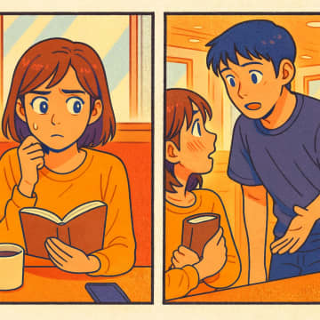 「怖い…隣の席の人…」ファミレスでずっと見てくる男性…まさかの理由を知って思わず赤面【短編小説】