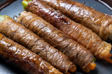 ギャル曽根『曽根家・秘伝の肉巻き』の作り方を公開！超簡単なのに”栄養満点”…お弁当にもピッタリな万能レシピに主婦も太鼓判「シャキシャキで美味しいそう！」「簡単だし、野菜も沢山摂れて良いですね」