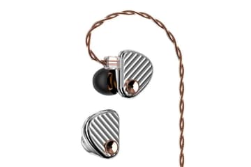 aune、クリスタル配合複合振動板を搭載した2世代目のイヤホン「IR300」