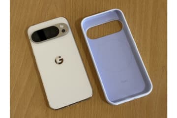 [みんなのケータイ]「Pixel 10 Pro」のPixelsnapが気に入りすぎてマグネット充電器＆スタンドを色々買ってしまった