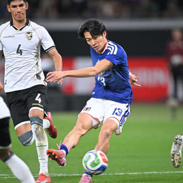 「いや、ありえないだろ」中村敬斗の“異次元フィニッシュ”。足裏フェイント→股抜きの一撃が衝撃すぎた【日本代表】