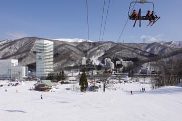 苗場や軽井沢、白馬五竜のリフト券5枚が1万円！「JAPOW. style PASS」2026年版発表