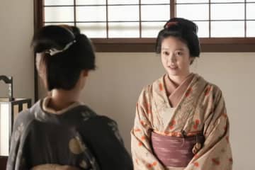 明日の『ばけばけ』“トキ”高石あかり、生け花やお茶を習い直すため“タエ”北川景子を訪ねる