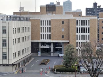 母親に暴行して死亡させる…傷害致死の罪に問われた息子に懲役8年　犯行翌日に迫った被告名義のクレジットカードの返済資金を被害者が用意できなかったことに激高して犯行