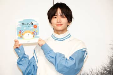 板垣李光人さん「小さい頃は元気すぎて、寝るまでが大変でした（笑）」“自分らしさ”をテーマにした物語で絵本作家デビュー！