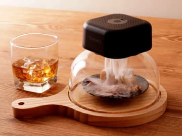 サンコー、火を使わない燻製器　USB充電式