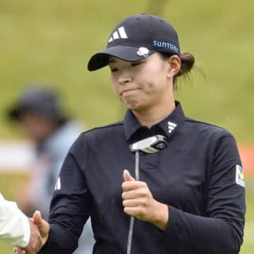 米ツアーシード落ちで最終予選会へ…渋野日向子に“国内女王”佐久間朱莉は「お手本」になるか