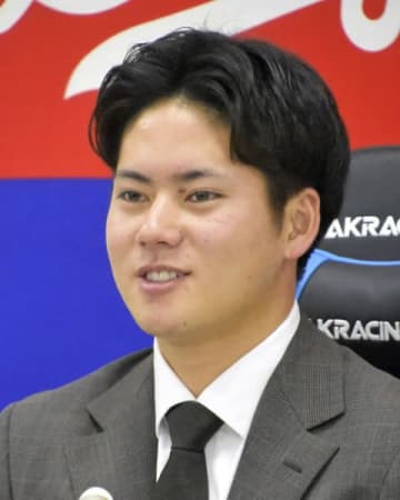 中日ドラ1新人金丸夢斗は年俸大幅アップでもウカウカできず…来季バンテリンD「テラス弾」増の危機