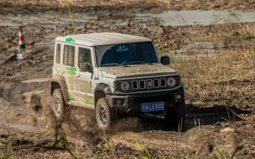 テインの車高調整式サスペンション「4×4ダンパーグラベル2」装着のジムニーノマドで悪路にチャレンジ！