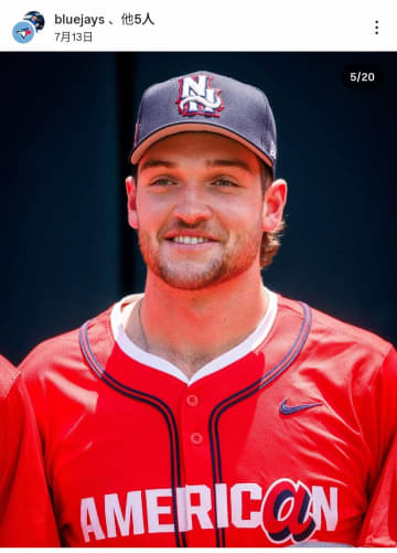 ブルージェイズ・イェサベージ、砂浜でロマンチックにプロポーズ　「今世でも来世でもあなたと一緒」恋人も感激