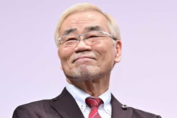 オール巨人の“大きさ”に「そんな事ある!?」「デカすぎw」　マック公式に反響「リアル進撃の巨人」