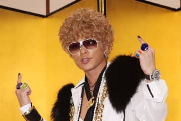 ＤＪ ＯＺＭＡ〝紅白裸ボディスーツ〟でＮＨＫ出禁　遠因はマスコミの「ネタバレ」だった