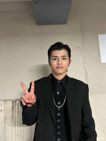 「パクられた上にめっちゃ炎上してる!!」timelesz篠塚大輝の“不謹慎ギャグ”が芸人界に波及の大展開