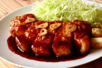 料理研究家リュウジ、”至高を超えた”『トンテキ』の作り方を伝授！美味しすぎて”悶絶必死”…『絶品豚肉レシピ』にネットでも絶賛の声殺到「ちょっとのカレー粉がすんごい食欲増進になって…」「肉の切り方と焼き方で美味しさもUPするんですね」