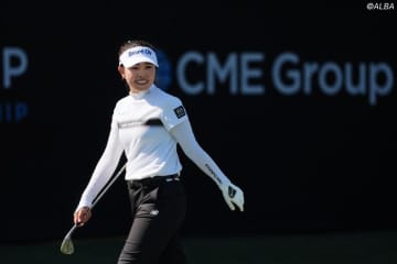 人生初の英語スピーチから一夜「笑ってくれ～って感じでした」　山下美夢有のルーキーイヤーも最終戦