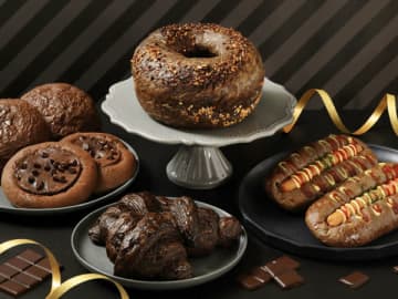 【ハートブレッドアンティーク】「まっくろ」すぎるブラックフライデー♪ 看板商品まで変身した限定パン5種をチェック！