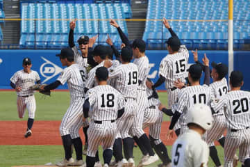 九州国際大付が秋の日本一！　明治神宮大会初V、“W注目株”二刀流1年生が11K＆逸材スラッガー3打点の躍動