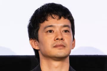 《損失は数億円か》池松壮亮　戦後80年のNHK主演映画が“お蔵入り”危機…「脚本を書くにあたって勉強されたほうが良かった」と遺族は苦言