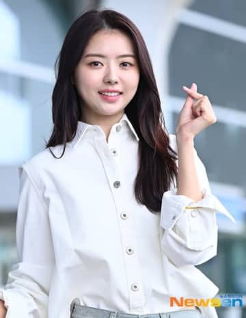 元PRISTIN イム・ナヨン、所属事務所との専属契約が終了…I․O․I再結成に注目集まる