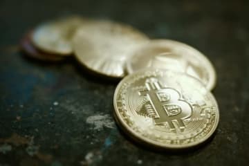 ビットコインが記録的高値から一転　溶け続ける理由は