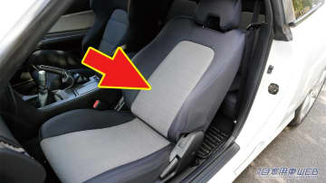 「ゴッソリ取れた…」お湯を吹き付けて同時に吸引したら茶色い水が…。アナタのクルマも多分ヤバい。意外に簡単にできるシートの洗浄法を解説