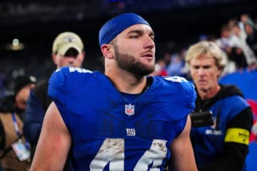 負傷中のジャイアンツRBスカッテブーがWWE『マンデー・ナイト・ロウ』出演を弁明