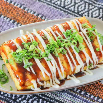 【たこ焼き器はもういらない！？】「豆腐で作ったってマジ？」作ったら秒で消える！たこ焼き風のふわふわ焼きのレシピ