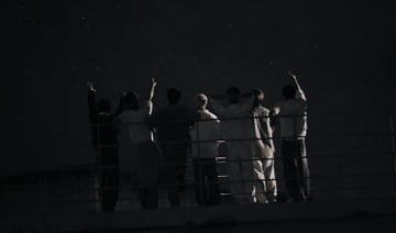 NEXZ、収録曲「Next To Me」MV公開…映画のような青春ストーリー