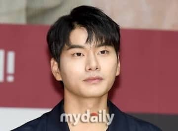 イ・イギョンのデマ暴露者、再び謝罪も…新たな声明を発表「家族に負担がかかると嘘をついた」