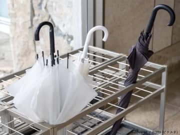 誰かが置き忘れた傘、持って行ってもいい？　意外と知らない『忘れ物』の考え方