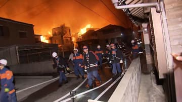 「外は真っ赤」多くの住民避難所に　大分で大規模火災…170棟超焼失1人死亡　住宅密集地で何が?空気乾燥・発生時10.9mの風