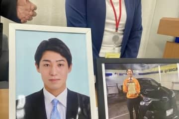 旧ビッグモーター新卒社員の自死、遺族が8800万円求め提訴　免許未取得めぐる「不当解雇」と主張
