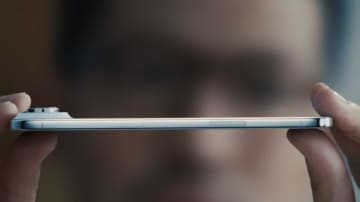 iPhone Airのデザイナー、アップルを退職。AIスタートアップに移籍