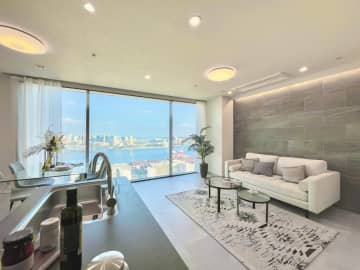 ワールドシティタワーズアクアタワー 38階｜「天王洲アイル」駅徒歩5分、港区・湾岸のランドマーク。「品川」駅行専用シャトルバスあり。レインボーブリッジ・お台場ビュー。収納豊富・両面採光で陽当たり良好