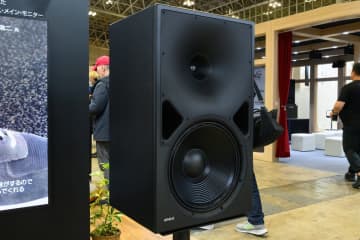 ＜InterBEE＞ジェネレック、“ゼロノイズ”謳う同軸3ウェイ・アクティブモニター「8380A」公開