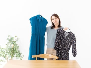 イエローベースの人は「暖色系」しか似合わないって本当？ タイプ別「避けた方がいい色」