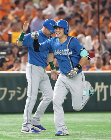 伏見寅威が“地元球団”日ハムからトレードでファン思わずショック“5年め”迎える新庄監督の決断