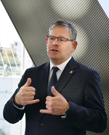 先端技術「素晴らしい」　デフ組織会長、都内視察