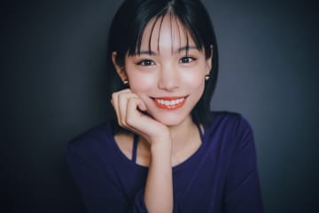 當真あみが明かす、常にポジティブな気持ちでいられるワケ　沖縄出身の母親から受け継いだ「なんくるないさ」の精神