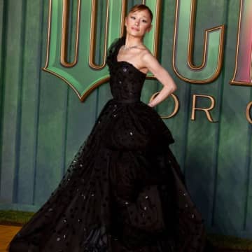 アリアナ・グランデ、2026年のツアーが「最後」に？