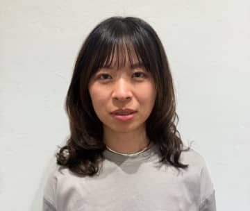 伸ばしかけの髪に飽きてしまったら…。イメチェンする方法3つ