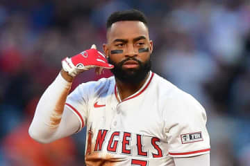 大谷元同僚に飛び込んだビッグニュース「最高のカップル！」　今季37発、婚約発表に祝福殺到「やったね！」