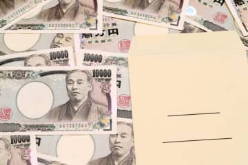 40代実家暮らし。新卒の時から毎月家に「5万円」を入れているのですが、先日親から「もう少し金額を増やしてほしい」と言われました。いくらくらいが相場なんでしょうか？