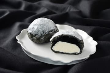 ローソン、ブラックフライデーに向けて“黒い”スイーツ・アイスが続々登場！