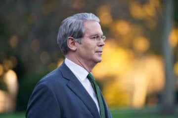 トランプ氏、利下げなければ「ベッセント財務長官更迭」と示唆