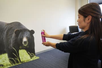 国産クマスプレー注文殺到　需要増、不良品も流通